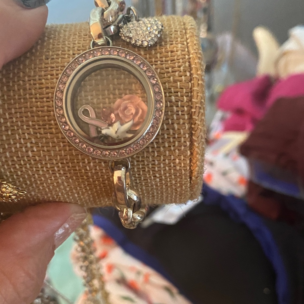 Breast cancer awareness Genuine origami owl living locket bracelet